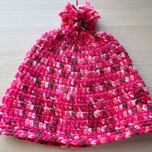 ダイソーのアクリル毛糸でニット帽を編みました