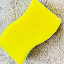 毛直し!台所スポンジ、食器洗いだけはもったいない!優秀な使い方