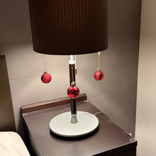 『ツリーを処分して正解!』クリップと安全ピンが大活躍の大人クリスマスデコ