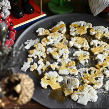 切ってかけるだけ!カリフラワーのおしゃれサラダ