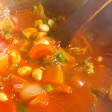 クリスマスにあったかい<豆と野菜のスープ>はいかが?