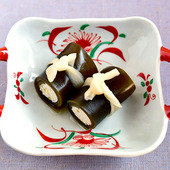 【ひき肉入り昆布巻き】便利な野菜だし使用!