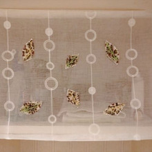 トイレの目隠しカーテン