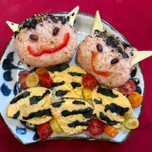 ニャンコみたいだけど<鬼ぎり>作りました!