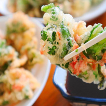 菜の花と干しえびの春色かき揚げ