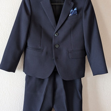 ママ友に聞いて良かった!フリマアプリで買った男の子フォーマルスーツ