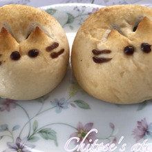 お店によってお顔が違うみたい。見つめられて即お持ち帰り