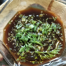 フライの付け合わせ!パセリの代わり!風味豊かな春野菜!ソースに加えても美味〜!鱈のフライ!