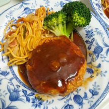 みんな大好き大きめ新玉ねぎ入りハンバーグ