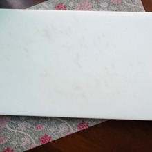 カビ!漂白剤に漬けても取れないまな板を処分