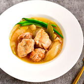 【鶏肉と玉ねぎのビール煮】便利な野菜だし使用!