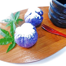 紫芋の紫陽花チーズ茶きん絞り