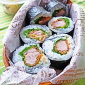 味噌カレーとんかつ巻き寿司弁当