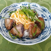 残った刺身で竜田揚げ丼