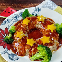 火を使わない!レンチンで完成~!大きなリング豆腐ハンバーグ(野菜もソースもレンチン)