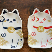 【セリア】招き猫の可愛いお皿と目が合ってしまいました!
