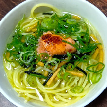 作り置き冷凍パスタを使って!爆速!めちゃ簡単!焼き辛子明太子のお茶漬け風スパゲティー!
