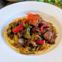【お肉ゴロゴロ!黒酢酢豚パスタ】にチャレンジ!