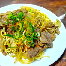 簡単!旨みたっぷり!じんぎすかんラムと野菜の旨辛パスタ