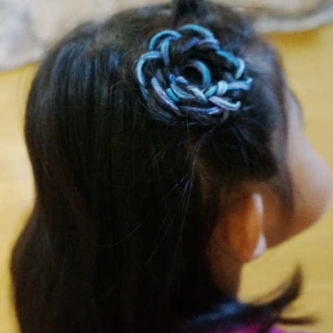 毛糸 リボンを使ってヘアアレンジ 暮らしニスタ 毛糸 リボンを使ってヘアアレンジ 暮らしニスタ