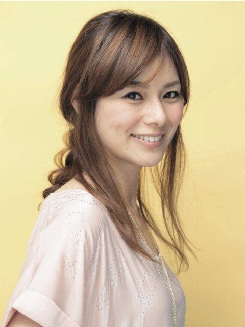 梅雨も怖くない 大人可愛いまとめ髪 ヘアアレンジ8選 暮らしニスタ