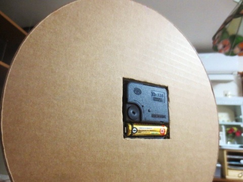 100均リメイク ダンボールでアンティーク風時計をdiy 暮らしニスタ 100均リメイク ダンボールでアンティーク風時計をdiy 暮らしニスタ