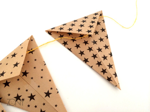 折り紙でフラッグガーランド ハロウィン風 暮らしニスタ 折り紙でフラッグガーランド ハロウィン風 暮らしニスタ