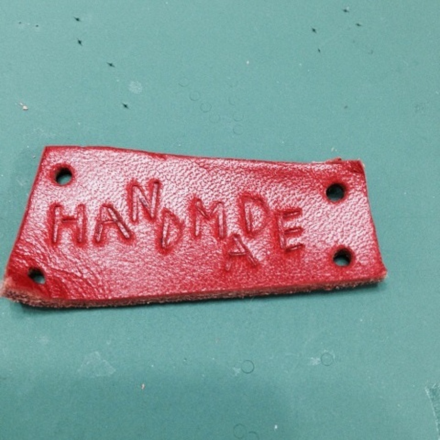 刻印革タグを簡単に作る方法 暮らしニスタ 刻印革タグを簡単に作る方法 暮らしニスタ