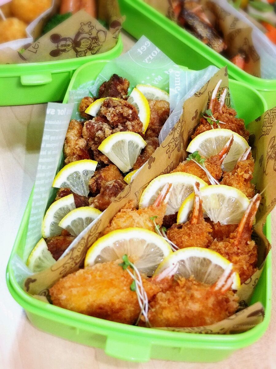 話題のワックスペーパーのアイデアまとめ ただ包むだけはなく ラッピングやインテリアに 暮らしニスタ 話題のワックスペーパーのアイデアまとめ ただ包むだけはなく ラッピングやインテリアに 暮らしニスタ