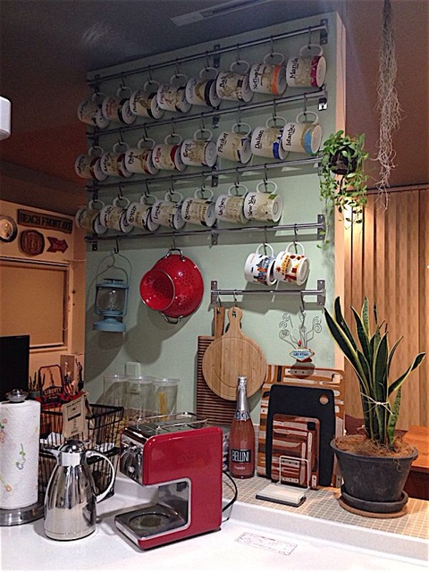 見せて 隠してコップやマグカップ収納 おしゃれにスッキリ収納する技28選 暮らしニスタ 見せて 隠してコップやマグカップ収納 おしゃれにスッキリ収納する技28選 暮らしニスタ