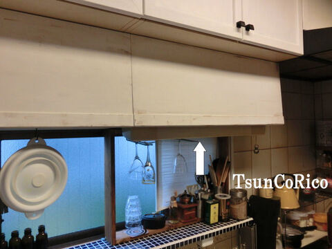 マグネットが大活躍 100均アイテムで簡単にキッチン手元灯をdiy 暮らしニスタ マグネットが大活躍 100均アイテムで簡単にキッチン手元灯をdiy 暮らしニスタ