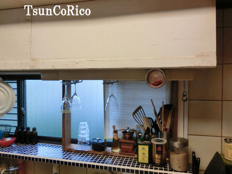 マグネットが大活躍 100均アイテムで簡単にキッチン手元灯をdiy 暮らしニスタ マグネットが大活躍 100均アイテムで簡単にキッチン手元灯をdiy 暮らしニスタ