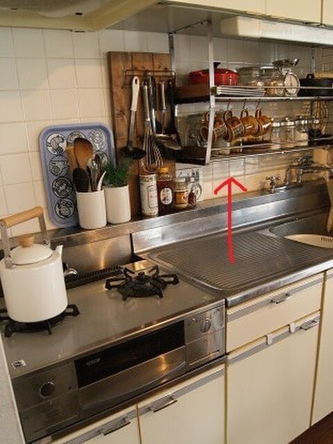 賃貸の水切り棚はカフェ風インテリアに使えます 暮らしニスタ 賃貸の水切り棚はカフェ風インテリアに使えます 暮らしニスタ