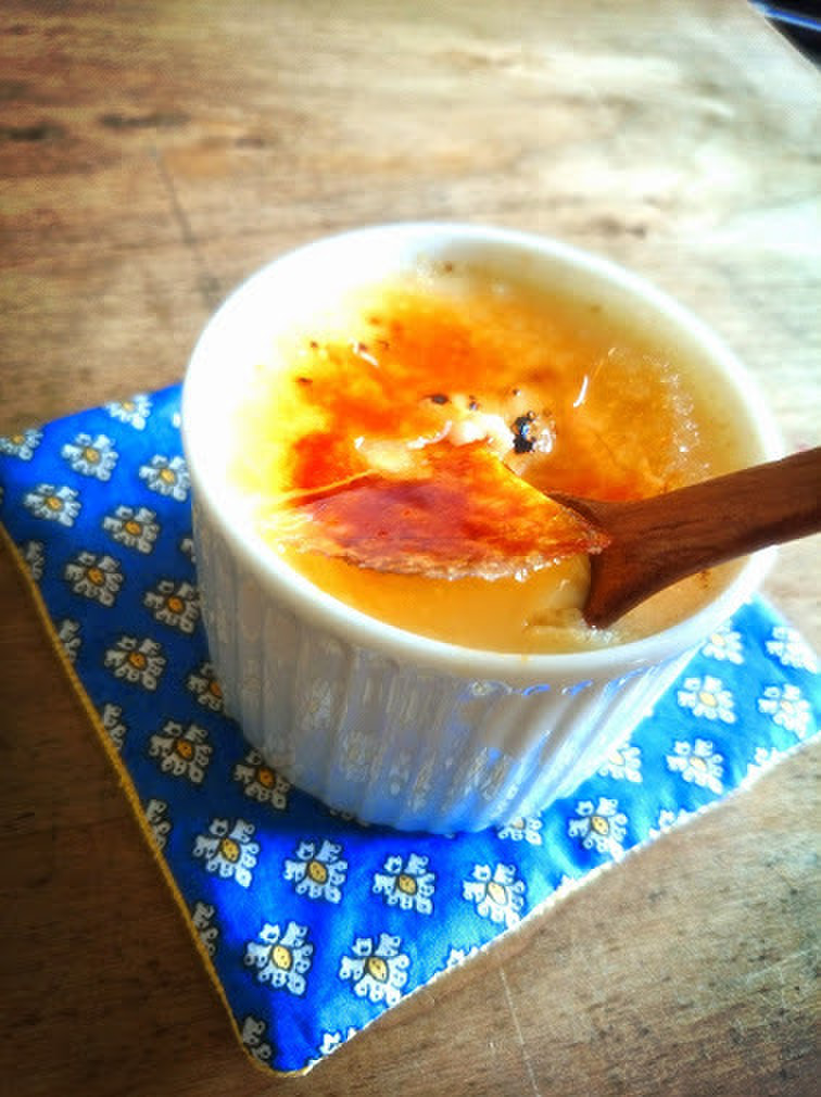 おうちで簡単デザート クレームブリュレ風 暮らしニスタ おうちで簡単デザート クレームブリュレ風 暮らしニスタ