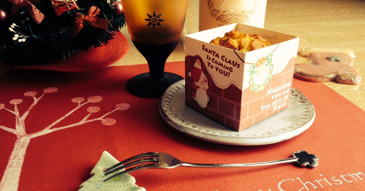 100均色画用紙にひと手間で クリスマスの食卓に 暮らしニスタ