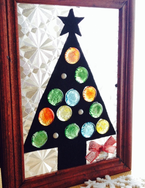 簡単 100均あの遊び道具でステンドグラス風ツリー 暮らしニスタ 簡単 100均あの遊び道具でステンドグラス風ツリー 暮らしニスタ