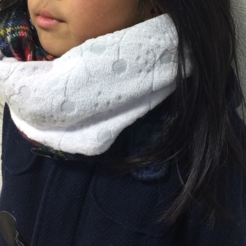 高校の思い出マフラーを娘に スヌードにリメイク 暮らしニスタ 高校の思い出マフラーを娘に スヌードにリメイク 暮らしニスタ