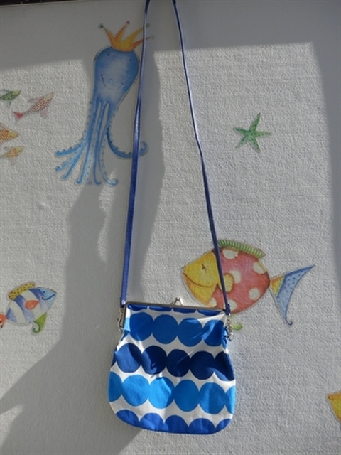 丸かんと紐で 縫わずに1分 がま口ポーチをバッグに 暮らしニスタ 丸かんと紐で 縫わずに1分 がま口ポーチをバッグに 暮らしニスタ