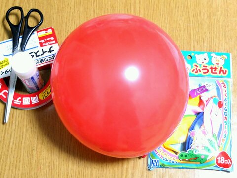 お正月飾り 風船と折り紙で紅白だるまの作り方 暮らしニスタ