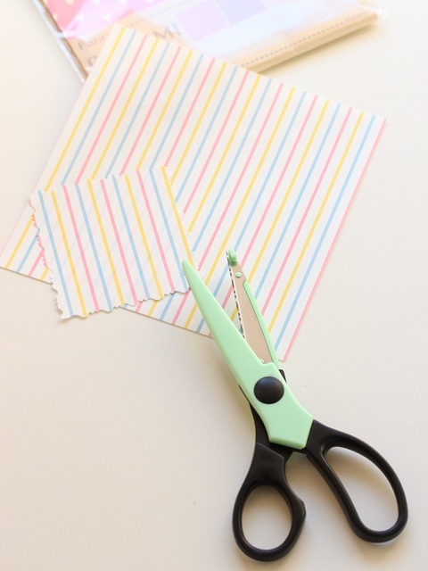 100均の折り紙 ピンキングばさみでメモ作り メモリージャーの簡単かわいいメモ 暮らしニスタ 100均の折り紙 ピンキングばさみでメモ作り メモリージャーの簡単かわいいメモ 暮らしニスタ
