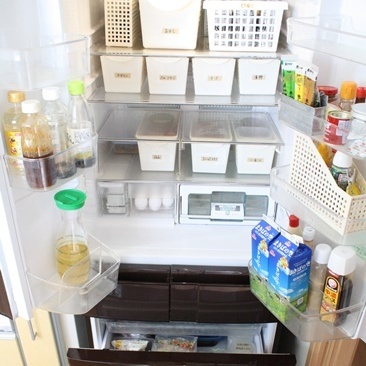 冷蔵庫収納のコツ 野菜室 調味料がすっきりするアイデア 整理グッズも紹介 暮らしニスタ