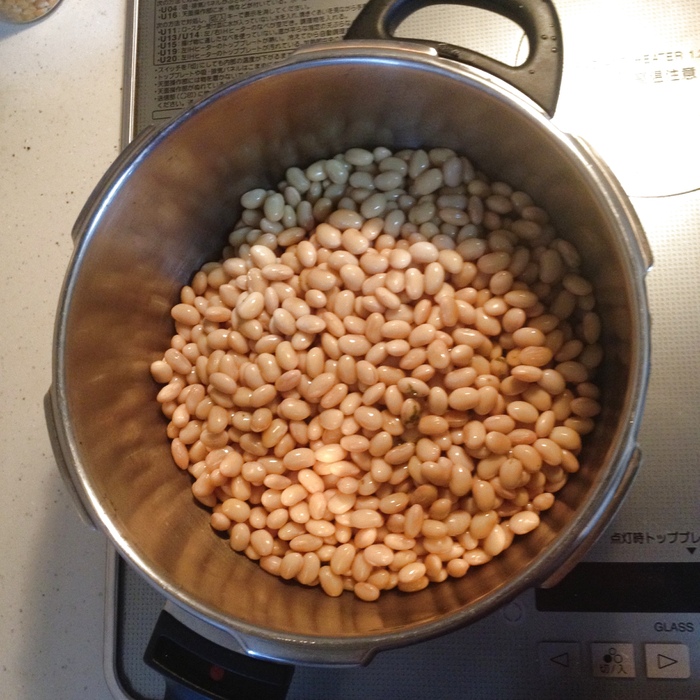 あると便利☆ 圧力鍋で大豆の水煮