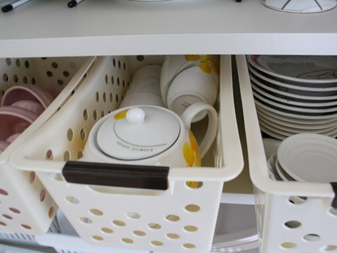 家事効率up 子どもの生活力もup 食器棚収納編 暮らしニスタ