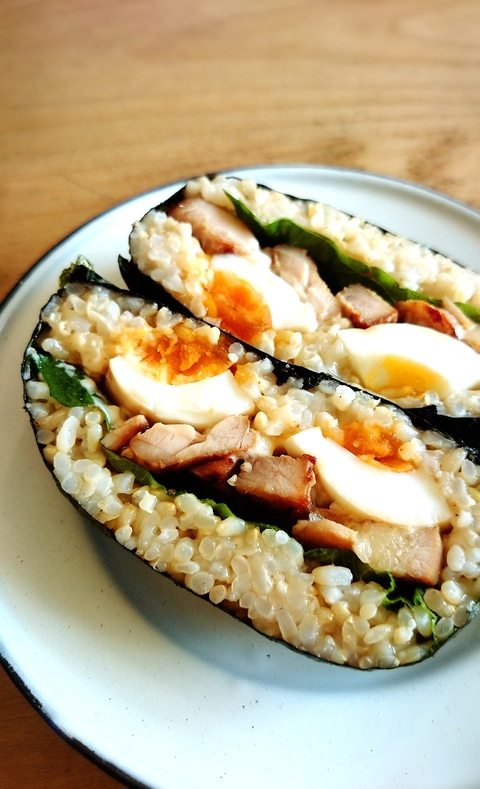 お腹も満足 簡単照り焼きチキンで てりたまおにぎらず 暮らしニスタ