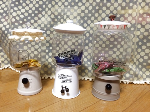 100均アイテムでリメイク プラスブリキバケツ ホーロー缶で噂のガチャガチャ 暮らしニスタ 100均アイテムでリメイク プラスブリキバケツ ホーロー缶で噂のガチャガチャ 暮らしニスタ