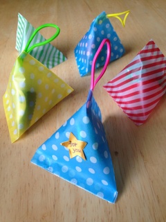 100均折り紙は装飾 ラッピングなど色々使える すぐ真似できるアイデア集 暮らしニスタ 100均折り紙は装飾 ラッピングなど色々使える すぐ真似できるアイデア集 暮らしニスタ