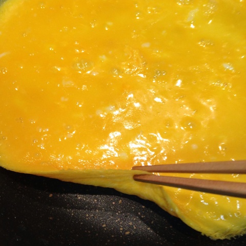 簡単可愛い卵で巻く洋風エビアボカドおにぎらず 暮らしニスタ 簡単可愛い卵で巻く洋風エビアボカドおにぎらず 暮らしニスタ