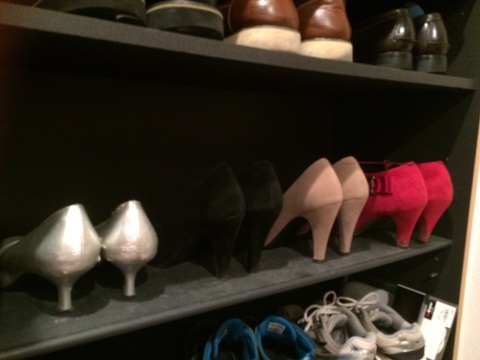 つっぱり棒1本で2倍になる靴収納 暮らしニスタ つっぱり棒1本で2倍になる靴収納 暮らしニスタ