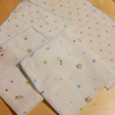 2箇所縫うだけ ハンカチをマスクに簡単リメイク 暮らしニスタ 2箇所縫うだけ ハンカチをマスクに簡単リメイク 暮らしニスタ