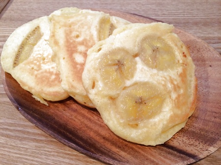 簡単☆美味しいココナッツ&amp;バナナパンケーキ♡